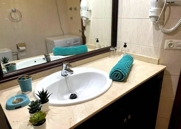 Aqua - Tropical Dream - Oceanfront